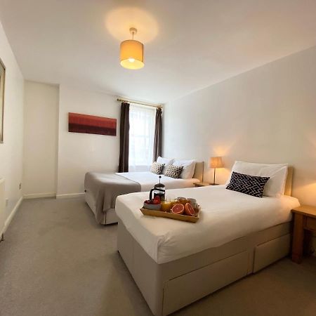 Apartment Next To Victoria Station London Exterior foto