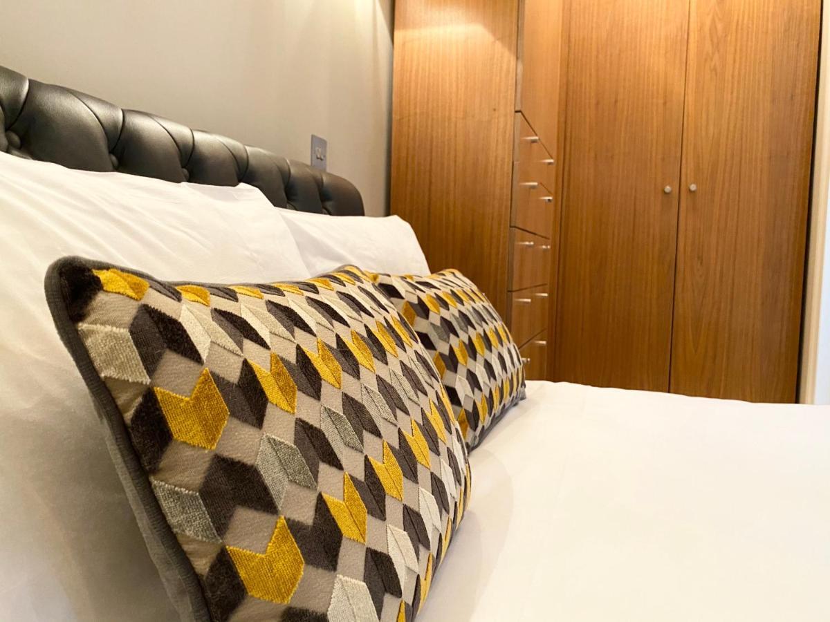 Apartment Next To Victoria Station London Exterior foto