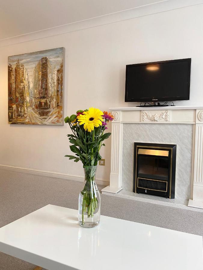 Apartment Next To Victoria Station London Exterior foto