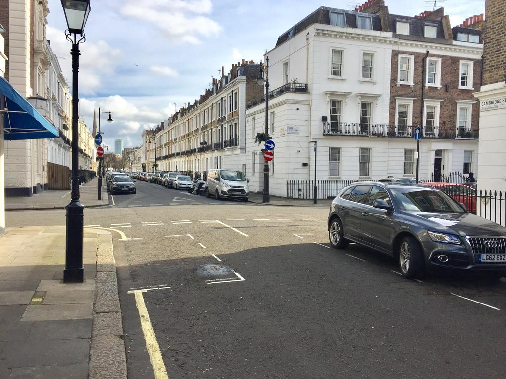 Apartment Next To Victoria Station London Exterior foto