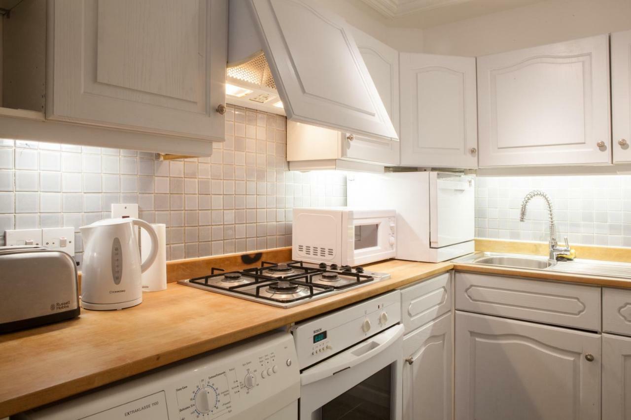 Apartment Next To Victoria Station London Exterior foto