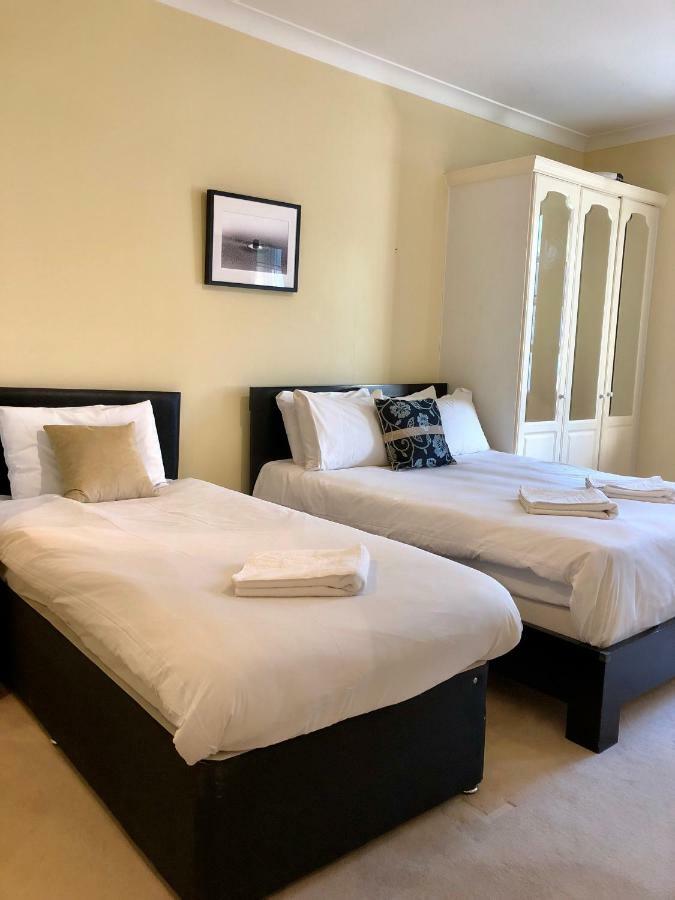 Apartment Next To Victoria Station London Exterior foto