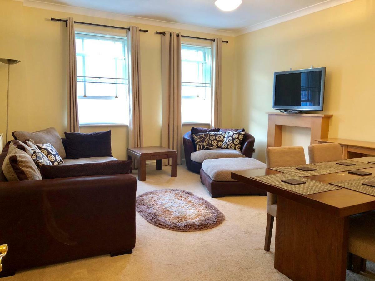 Apartment Next To Victoria Station London Exterior foto