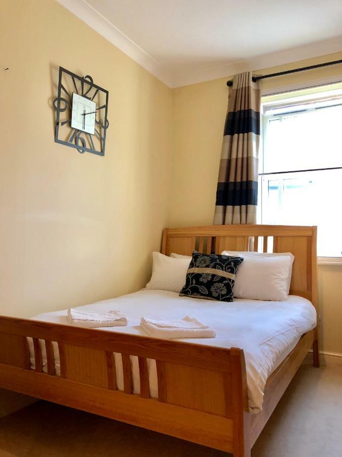 Apartment Next To Victoria Station London Exterior foto